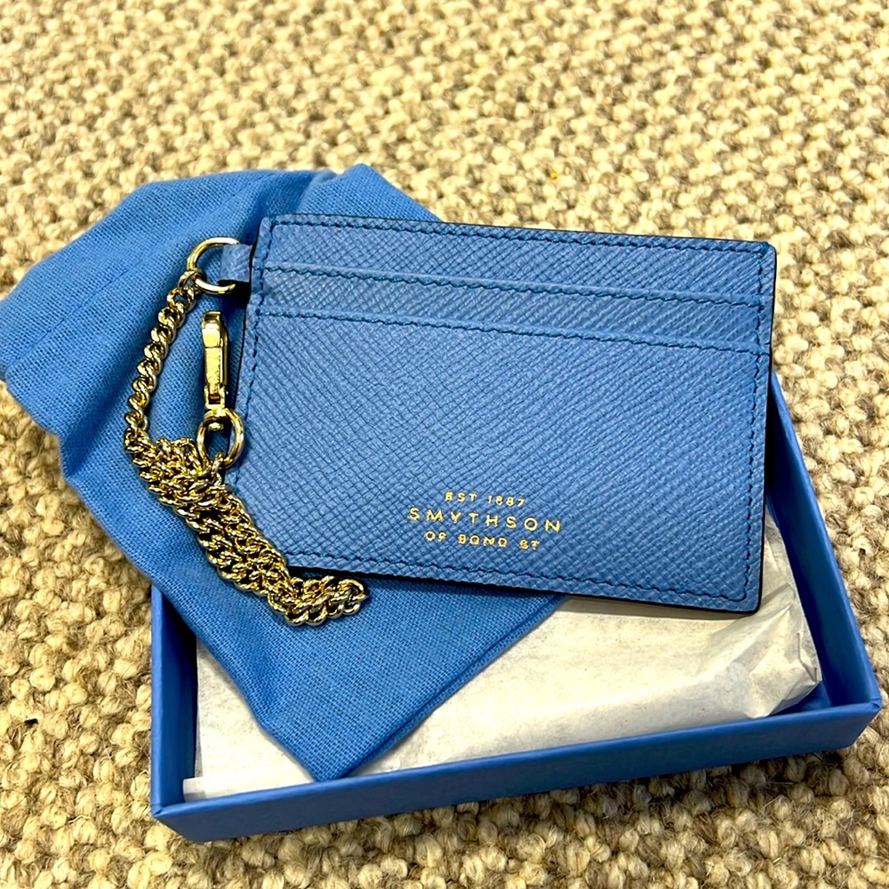 NWOT. Smythson of Bond St. card holder with removable keychain.